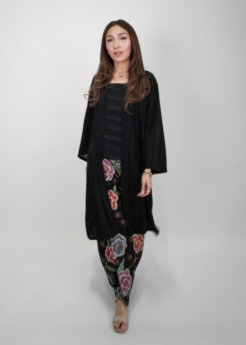 Mekar : Seri Kuntum in Midnight Bloom