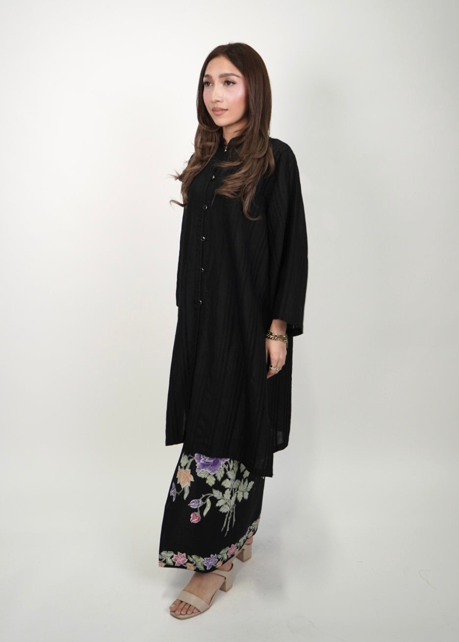 Mekar : Bayu Seroja in Midnight Bloom
