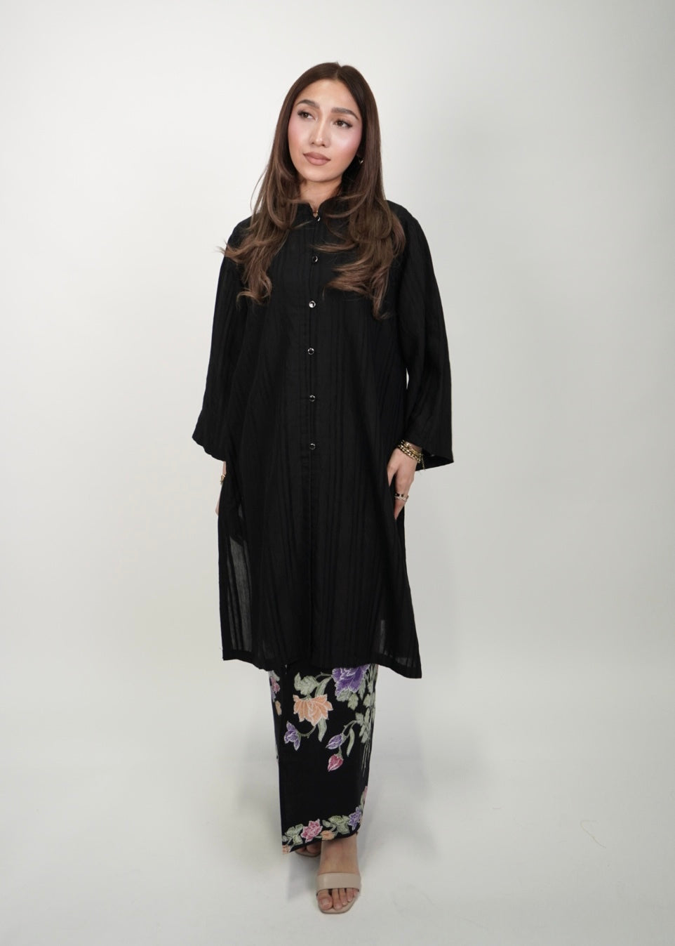 Mekar : Bayu Seroja in Midnight Bloom