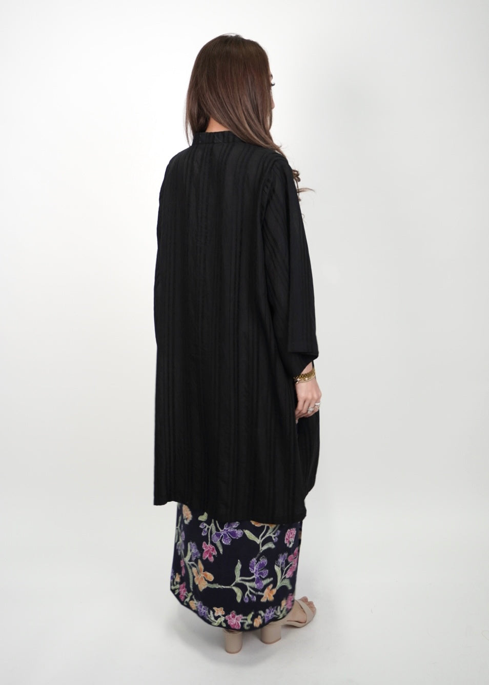 Mekar : Bayu Seroja in Midnight Floral