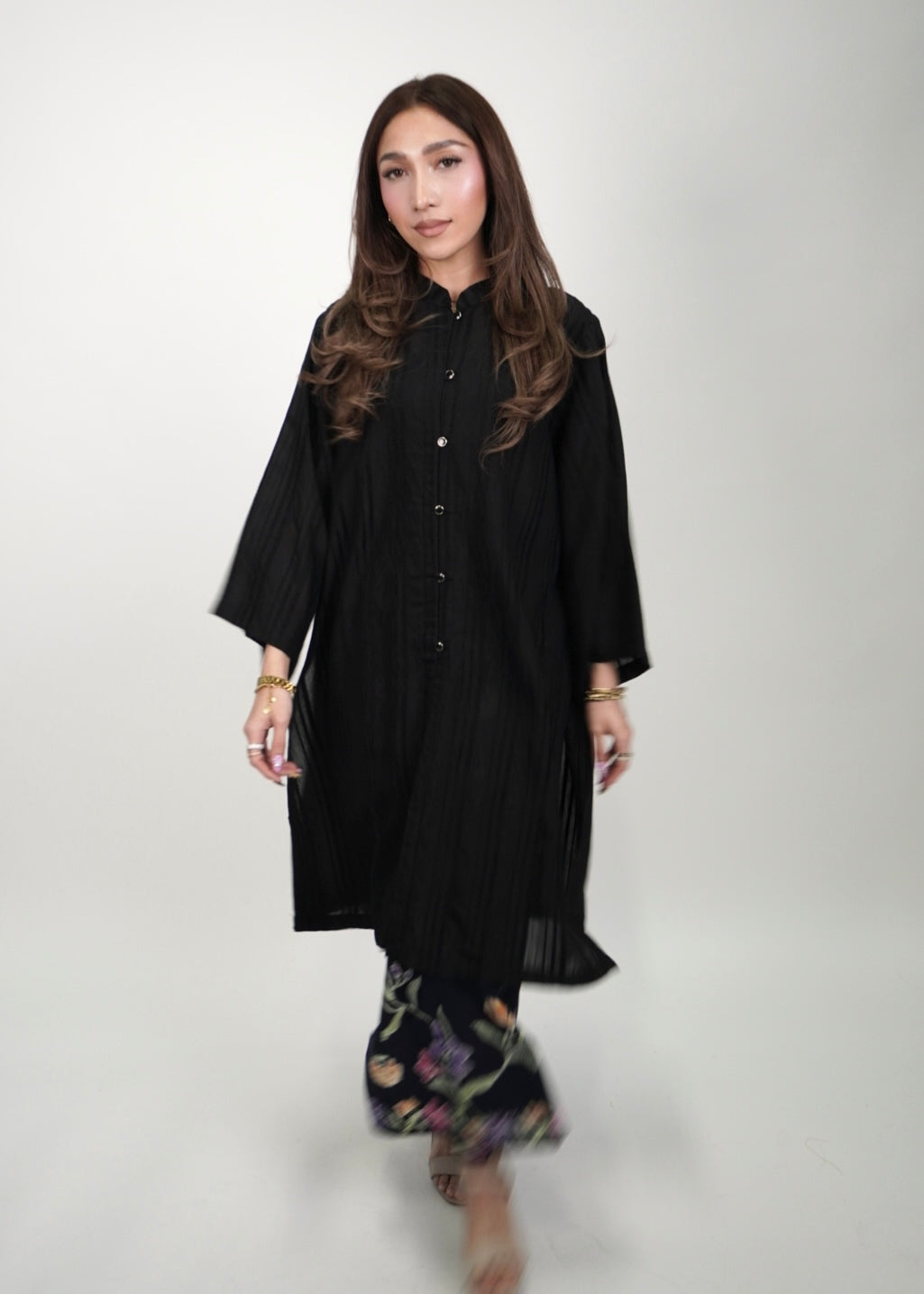 Mekar : Bayu Seroja in Midnight Floral