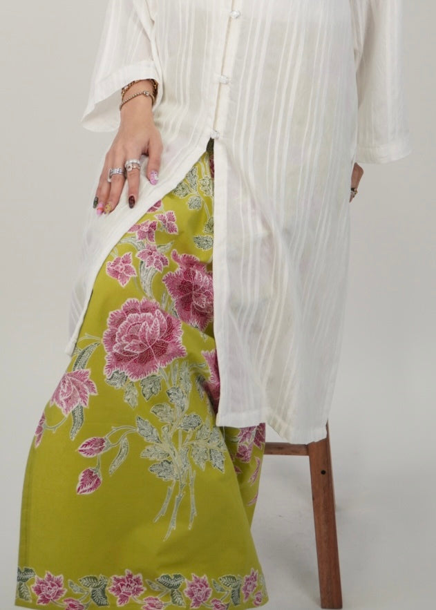 Mekar : Bayu Seroja in Pink Lime