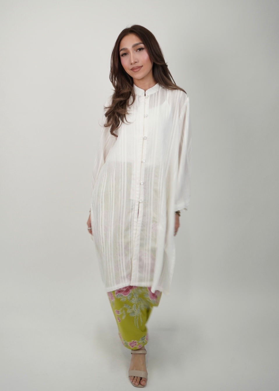 Mekar : Bayu Seroja in Pink Lime