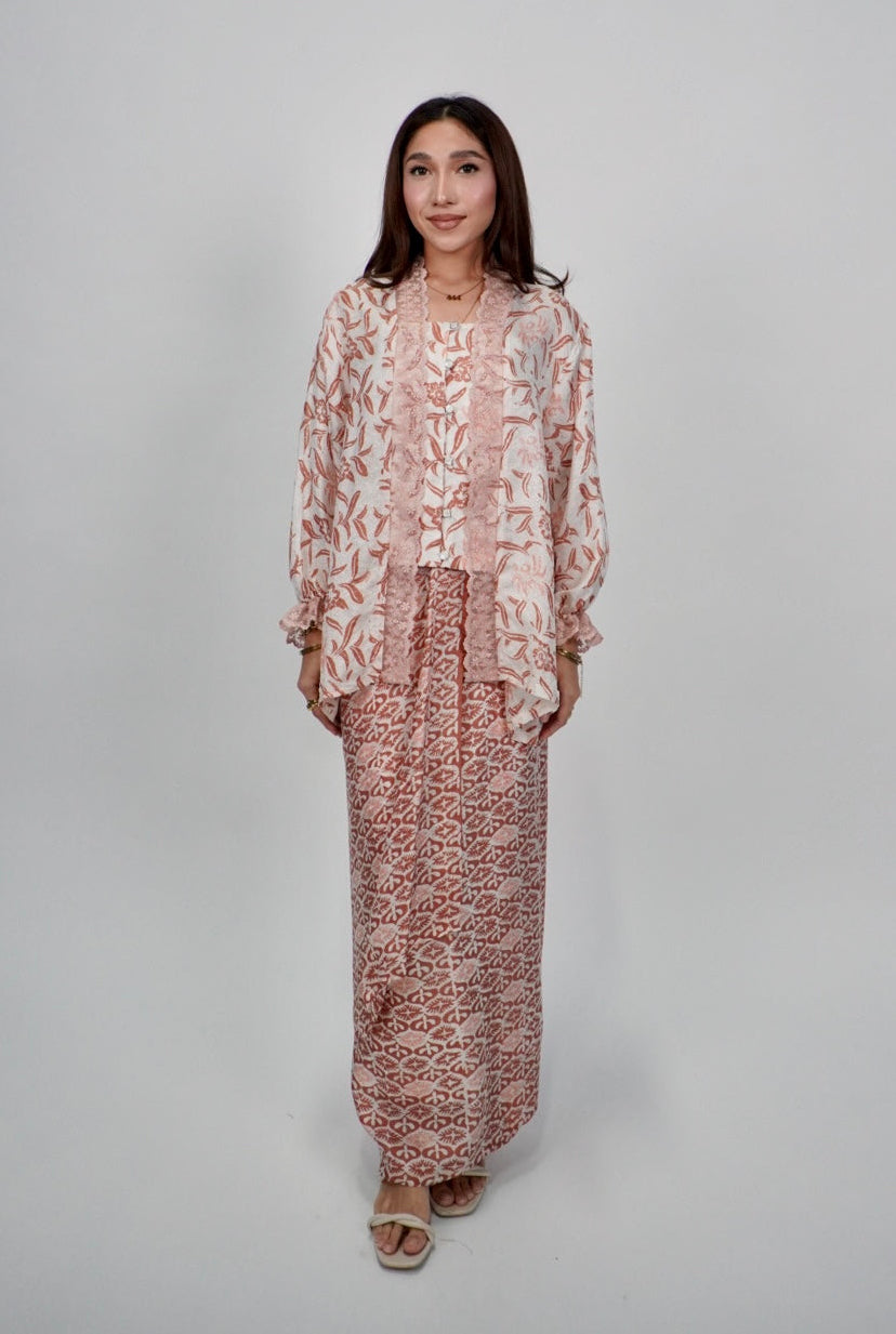 Qisya in Coral Blush