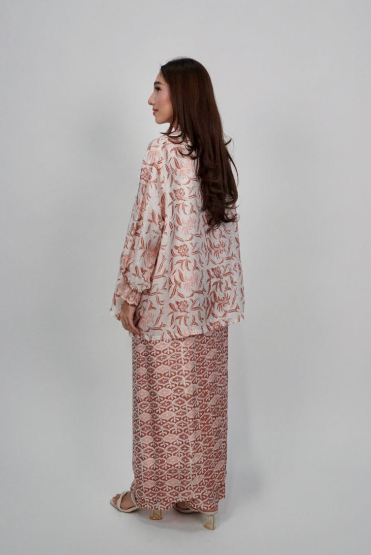 Qisya in Coral Blush